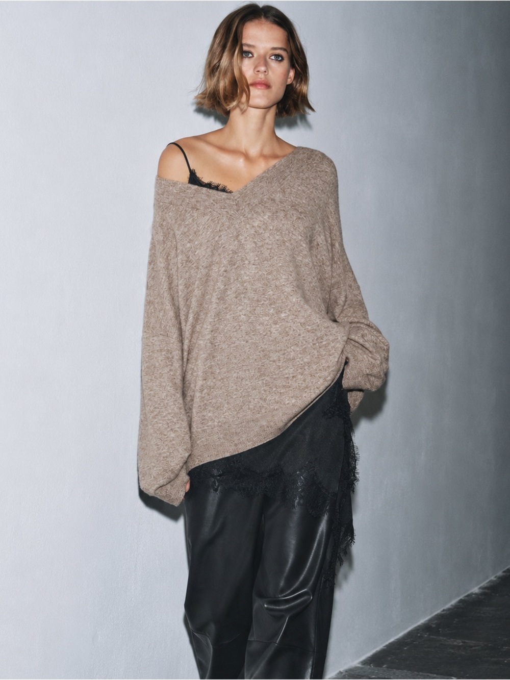 ZARA OVERSIZED WOOL SWEATER